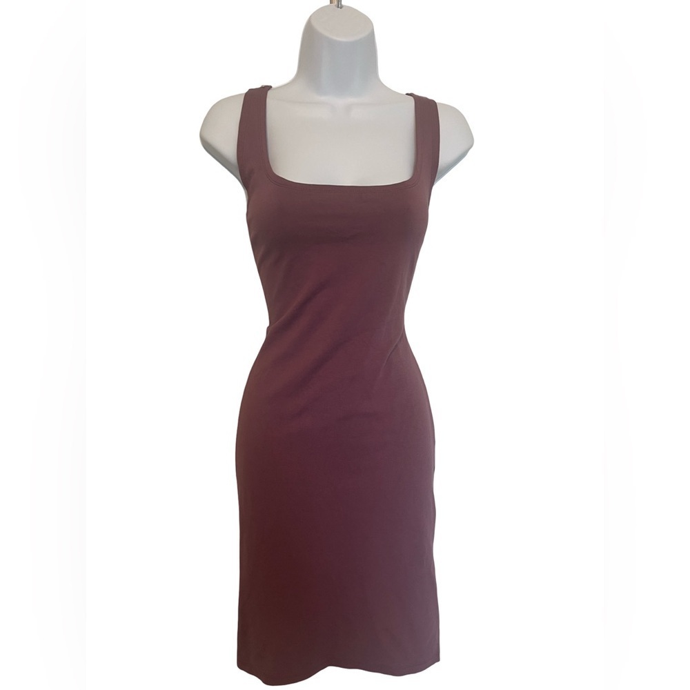 Iris Women’s Tank Bodycon Soft Purple Dress Size Large. Good Condition.